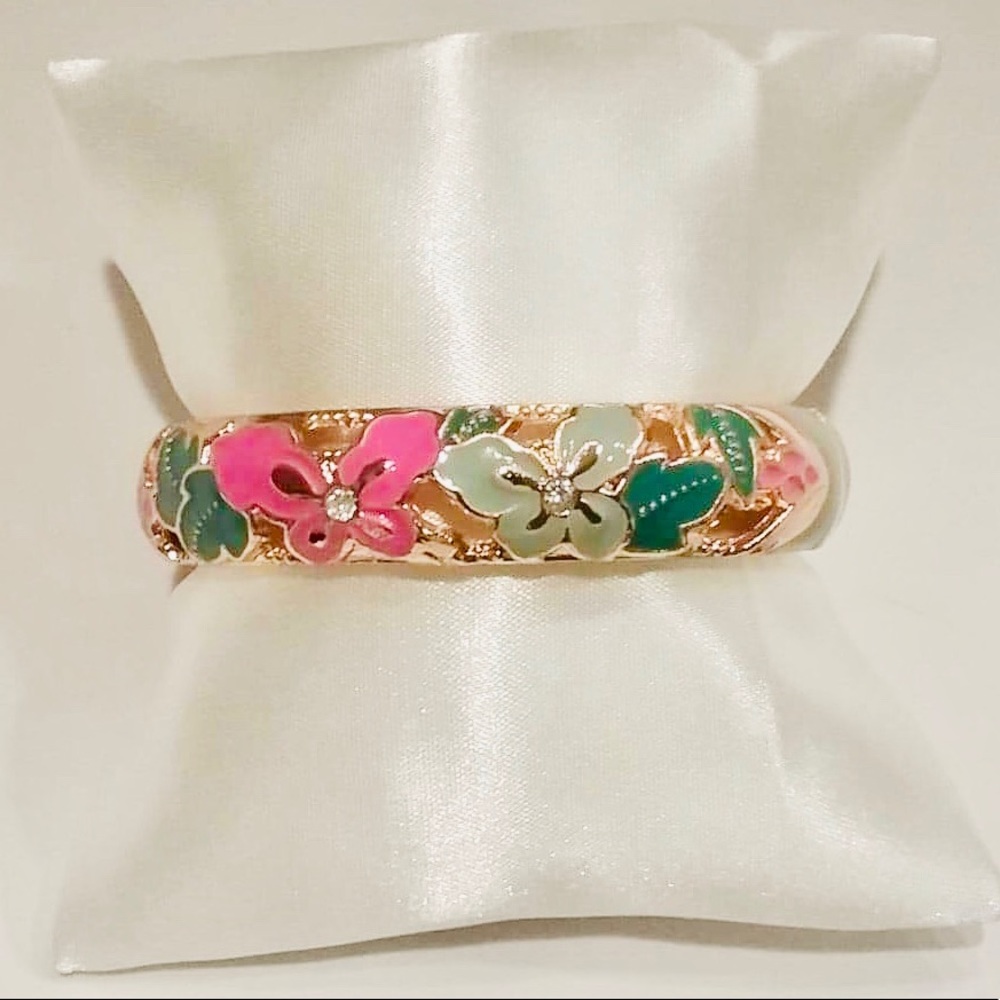 Bracelet bangle with jewels/rhinestones